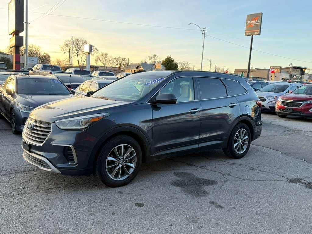 2017 HYUNDAI SANTA FE SE