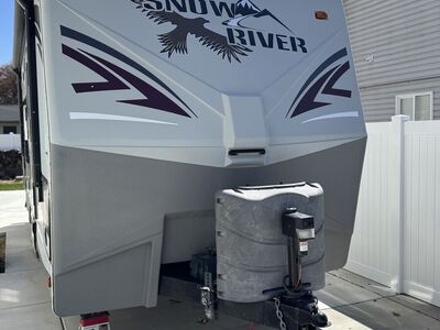 2016 Snow River 234RBS