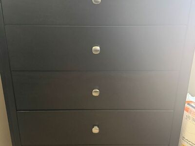 Selling 3 pieces of minimal wear furniture.