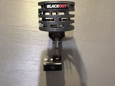 BlackOut 4-Pin Fiber Optic Bow Sight Picatinny Mount Right Hand Archery