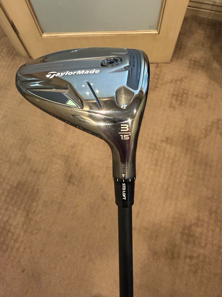 Like new TaylorMade Qi35 3 wood. Stiff. 