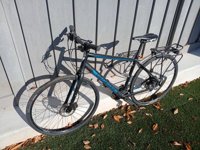 Specialized- Vita 27 speed road bike