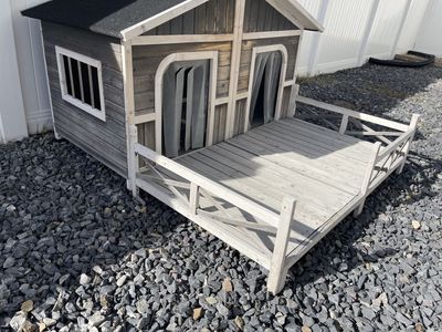 Dog house