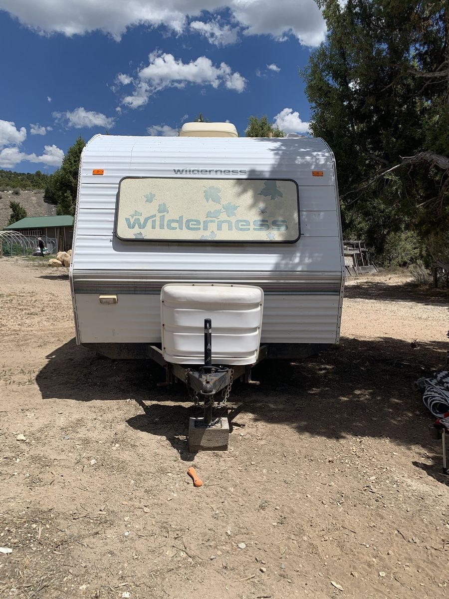 Wilderness Travel Trailer Camper 1997