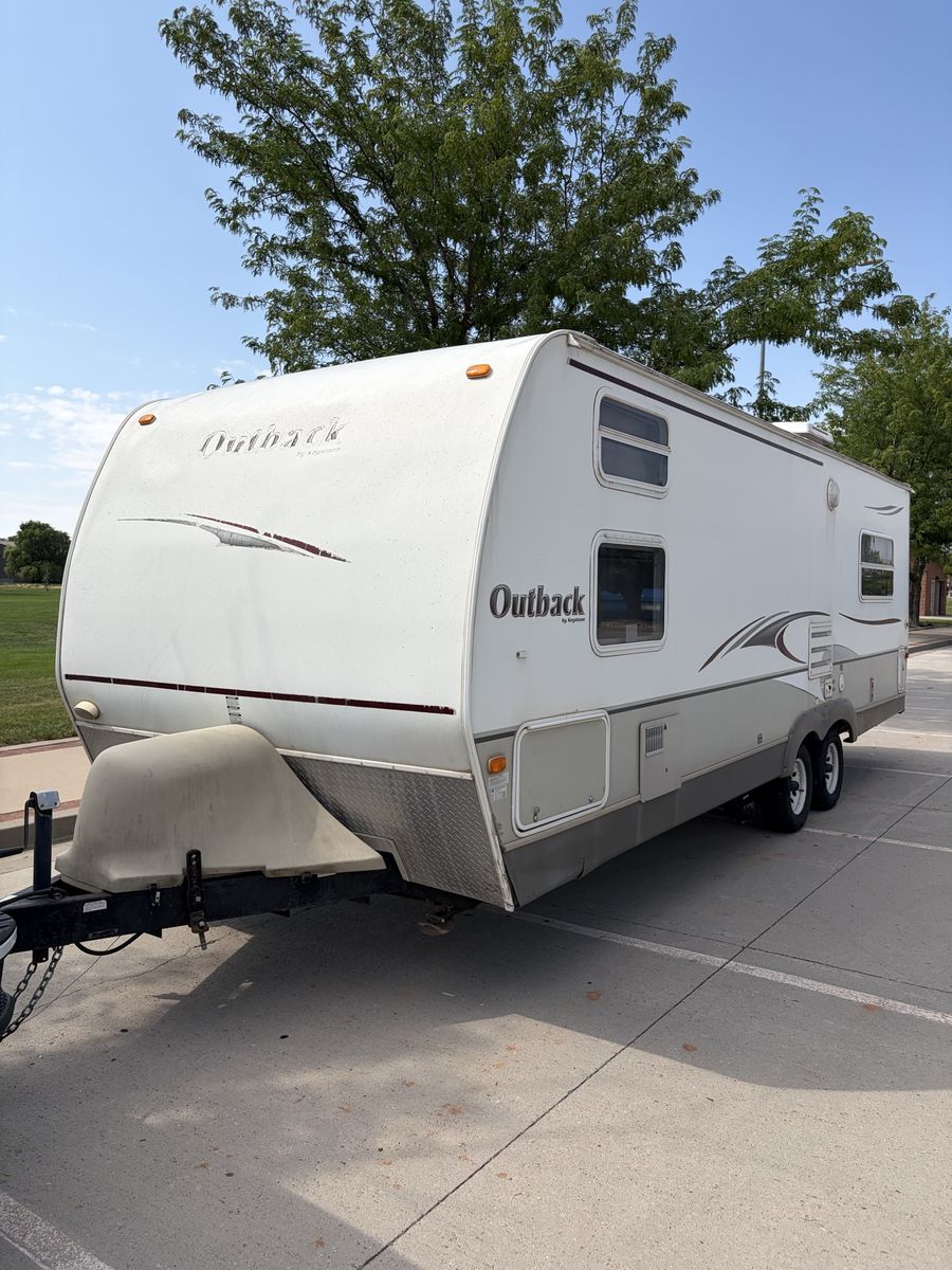 2008 Outback Quad bunk camping trailer