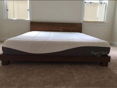 Perfect Cloud, Elegance Memory Foam Mattress, King, Like New
