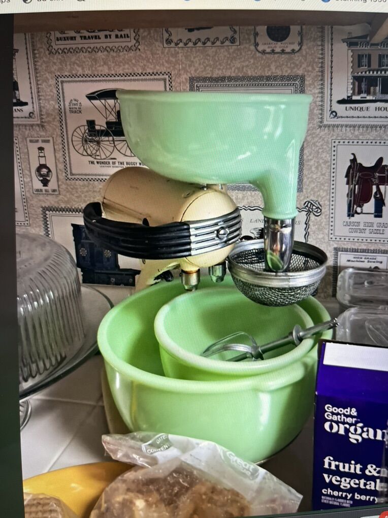 Mint Condition Green Jadite Juicer for the Mixmaster Mixer