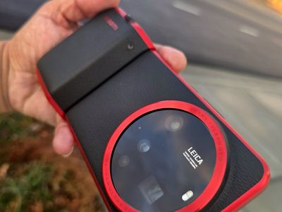 Xiaomi 15 Ultra 512 GB 16GB RAM With photography Kit Unlocked