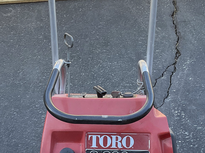 Toro S-200 Single-Stage 20-Inch Snowblower (Electric Start, 2-Cycle)