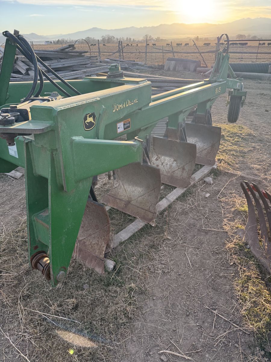 John Deere 4 Bottom Plows