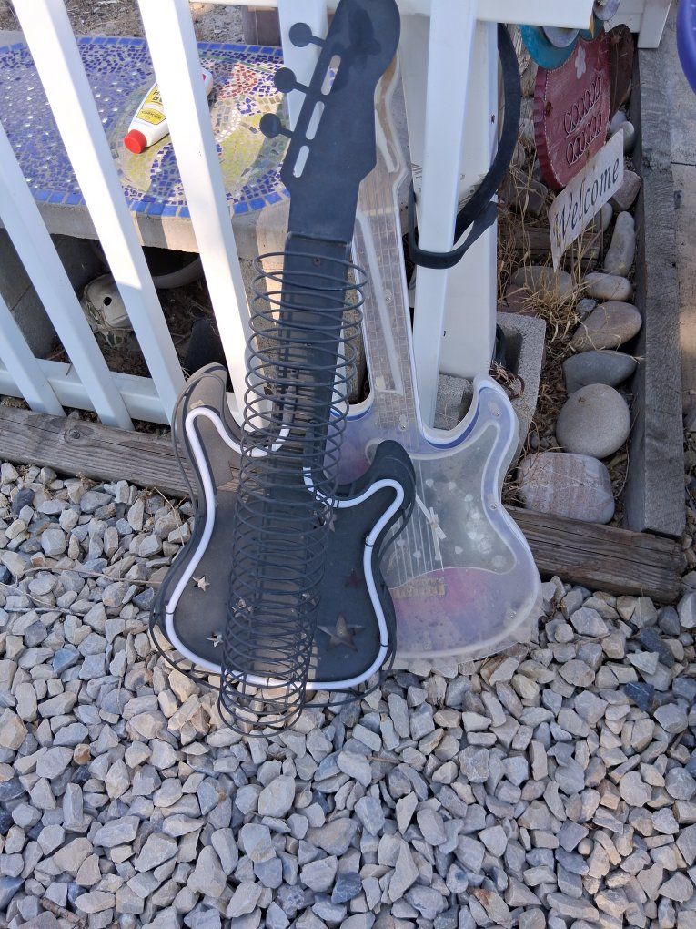 display guitar