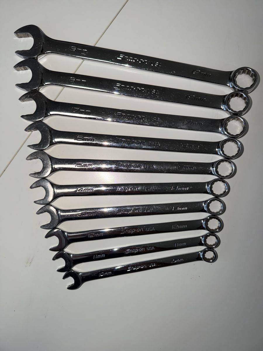 Snap-on 10-Piece Metric Flank Drive Combination Wrench Set (10mm - 19mm)