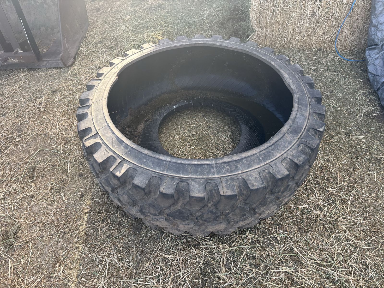 Tire feeders