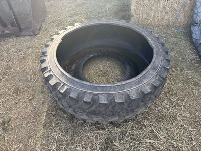 Tire feeders