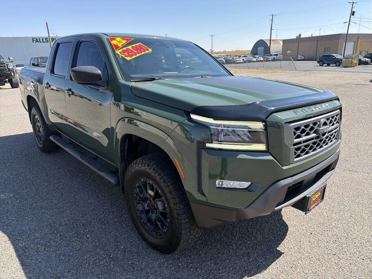 2022 Nissan Frontier SV