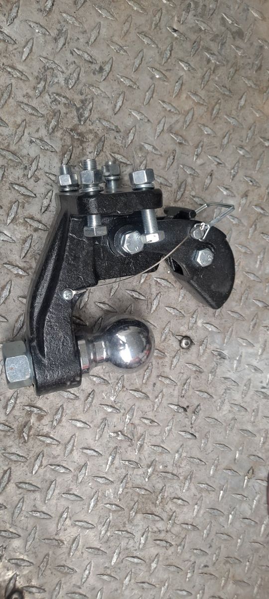 2 5/16 pintle hitch
