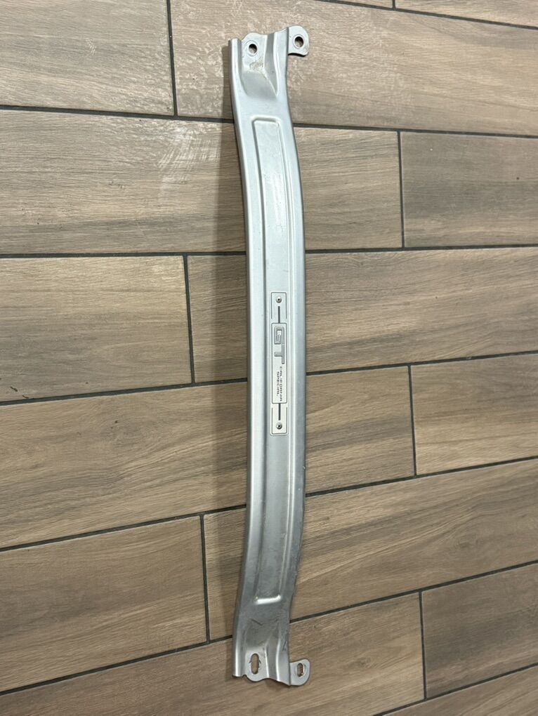 OEM FRONT UPPER REINFORCEMENT GT MUSTANG