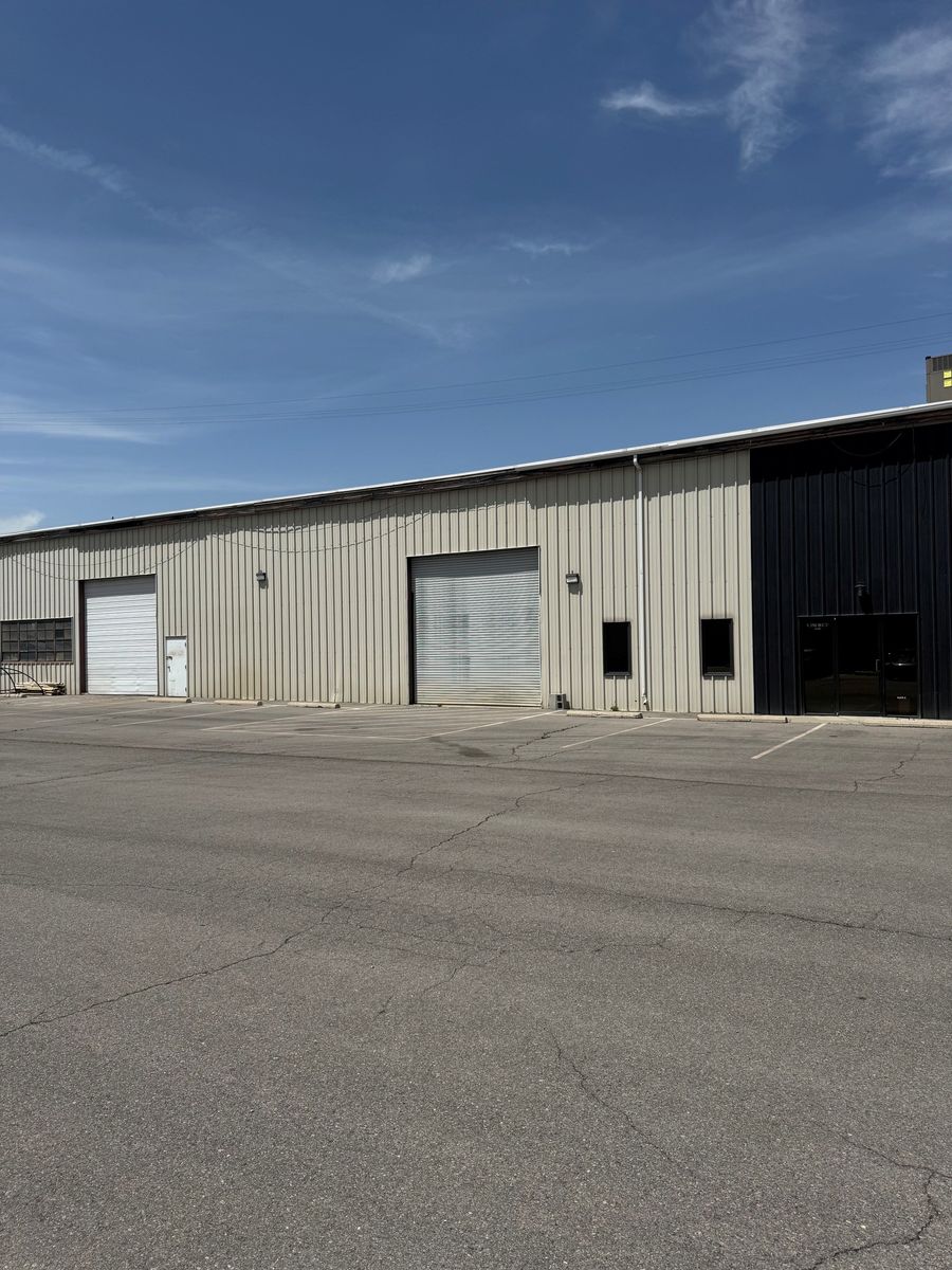 4,800 SF Warehouse in SLC Granary- (2) 14’ Overhead Doors- 480 Volt Power