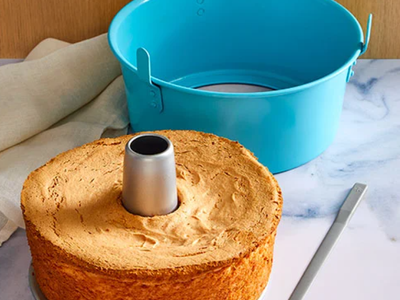 Pampered Chef Tube Cake Pan