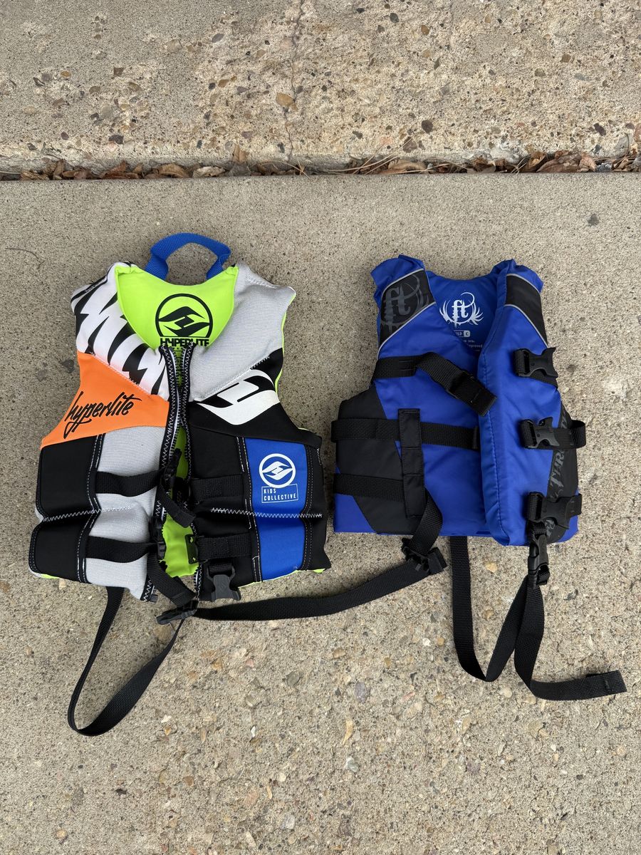 Child Life Vests (HyperLite / Full Throttle)