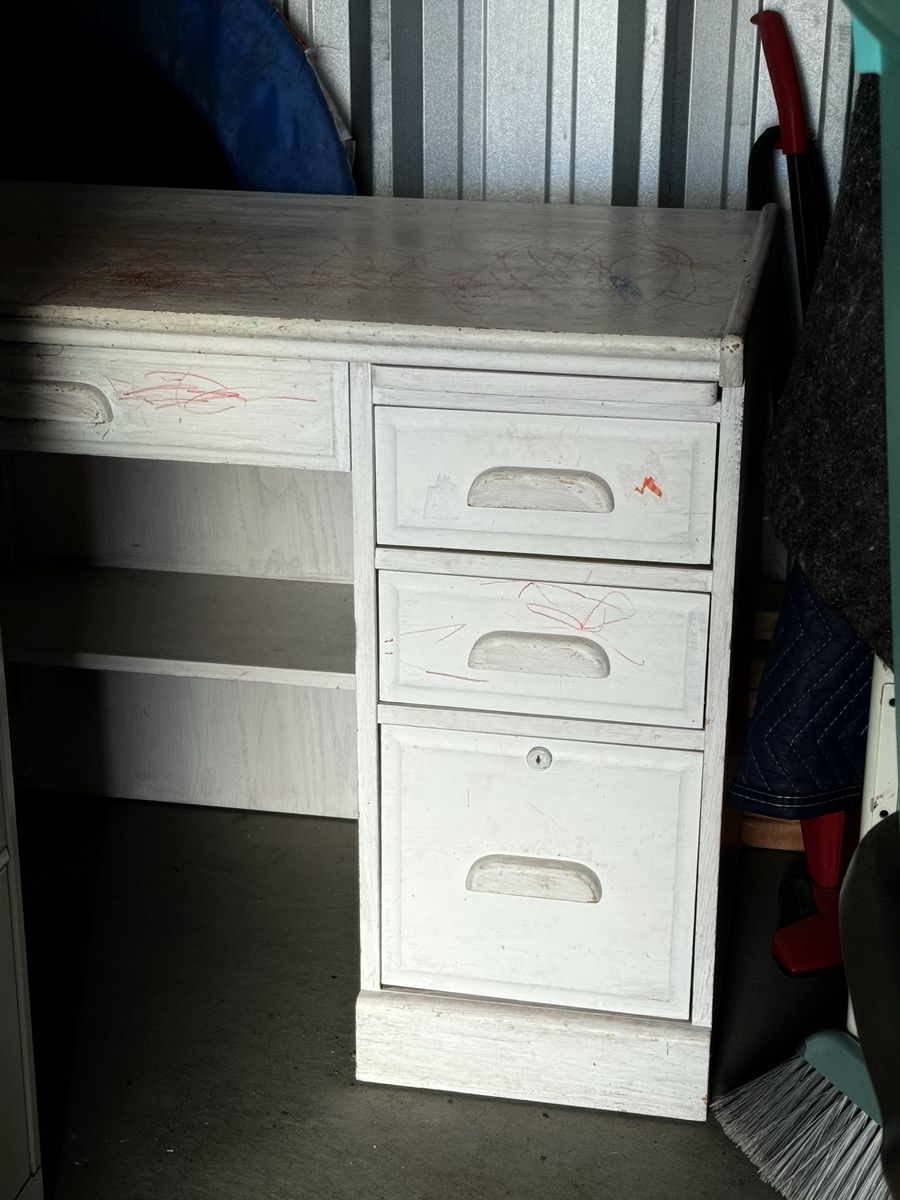 Solid Desk