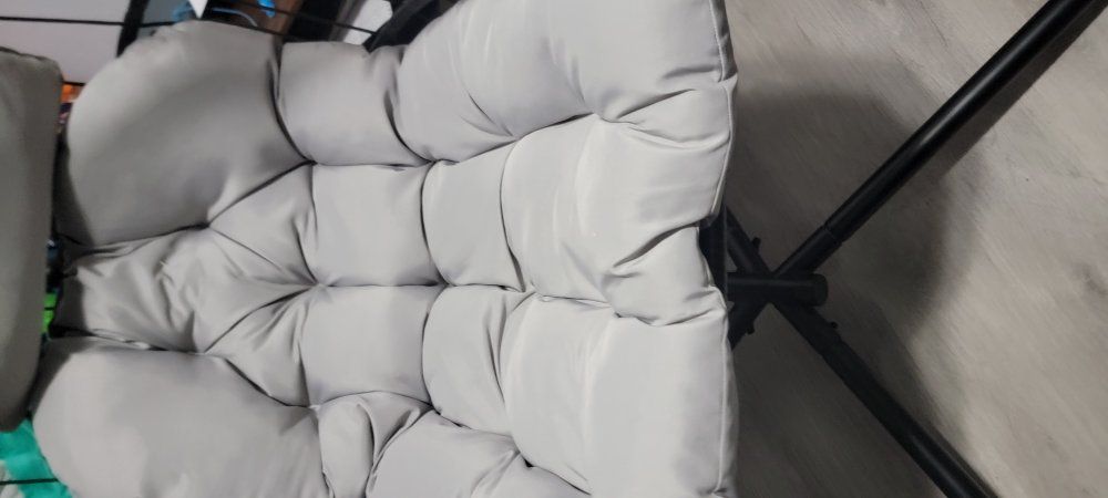 Brand new swinging egg  chair