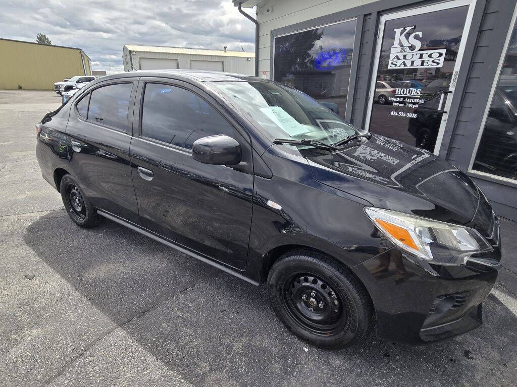 2022 Mitsubishi Mirage ES