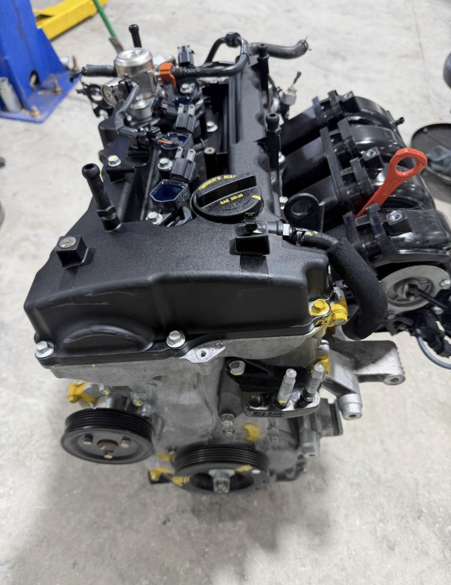 Main image 3