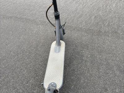 VOLPAM Electric Scooter - Used like new