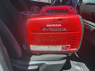 Honda EU2000i 30 amp generator