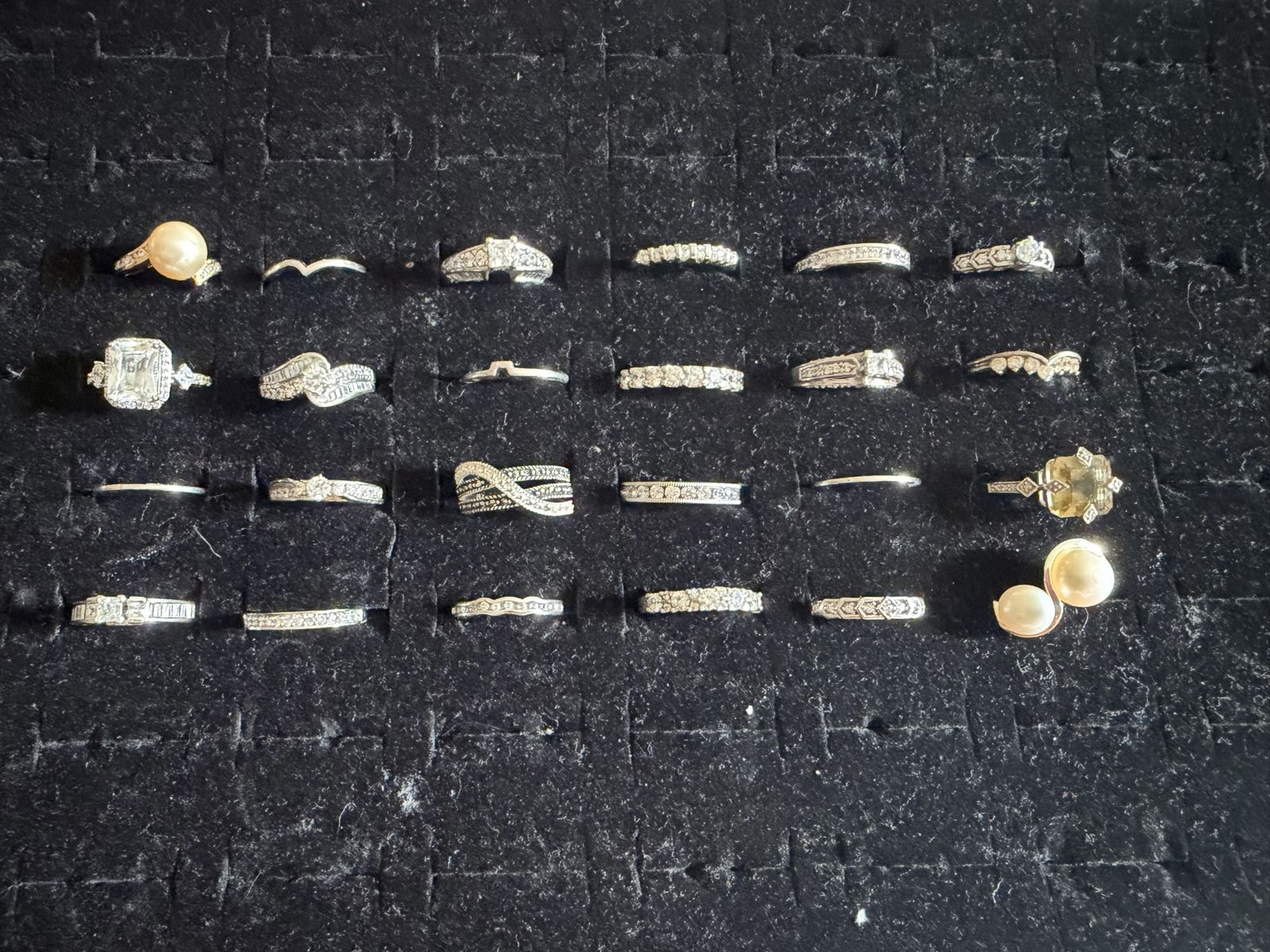 Vintage To Now ‘Lot Of 24 925 Sterling Silver  Rings / Size From 5-9