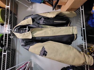 2XL North American Grizzly Bears Jacket