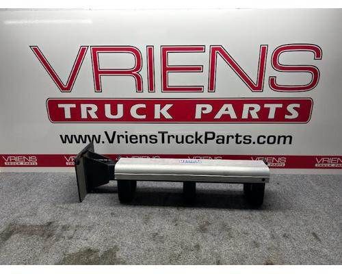 MAGNUM TRAILER & EQUIPMENT M11-390L BOLT-ON CHAIN HANGER, DRIVER SIDE