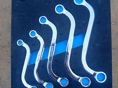 DuraTech 5-Piece Metric S-Shape Double Box End Wrench Set with Foam Storage Tray