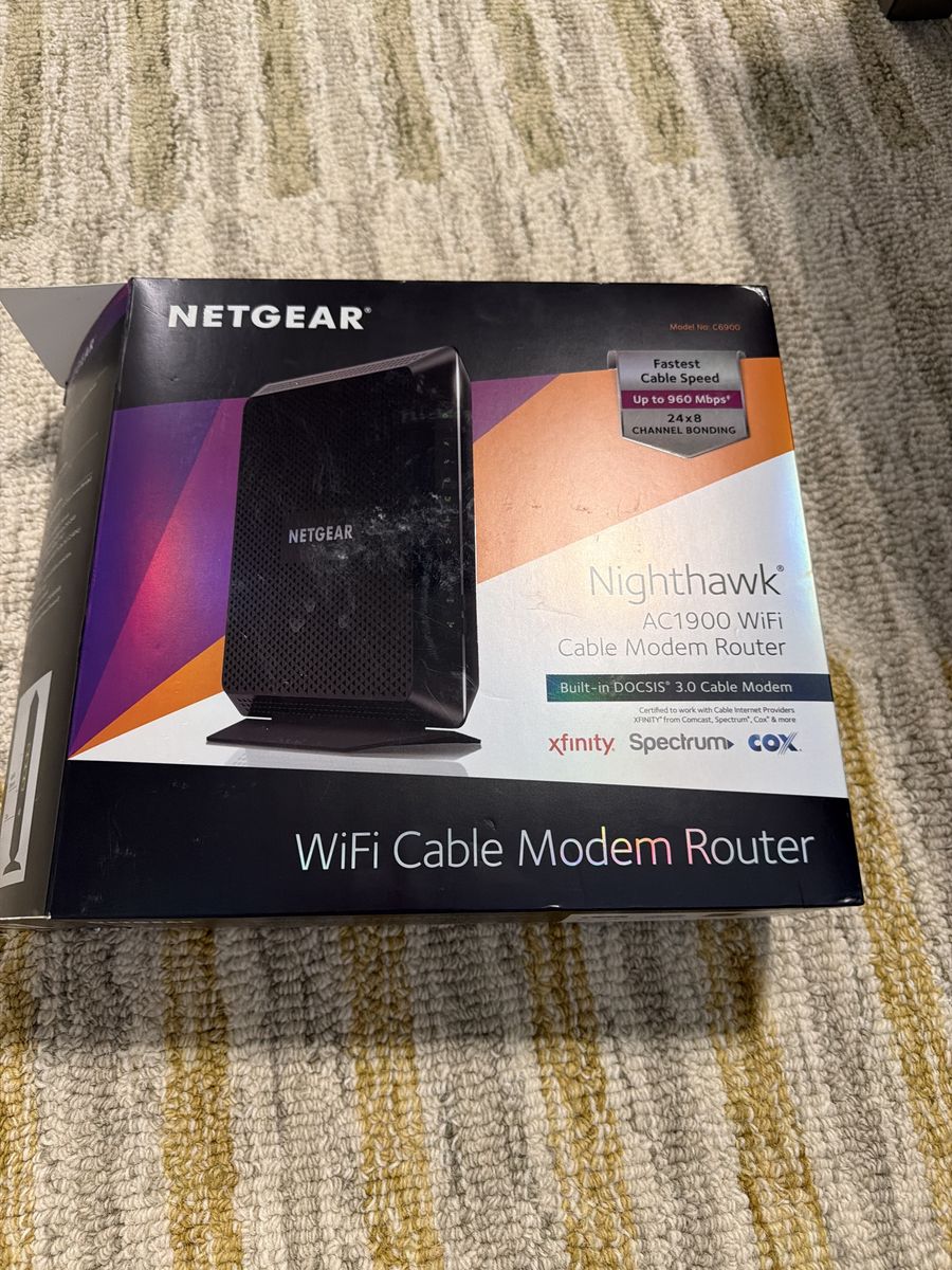 NETGEAR Nighthawk AC1900 C6900 Wi-Fi Cable Modem Router Dual Band Wired Wireless
