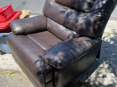 leather recliner