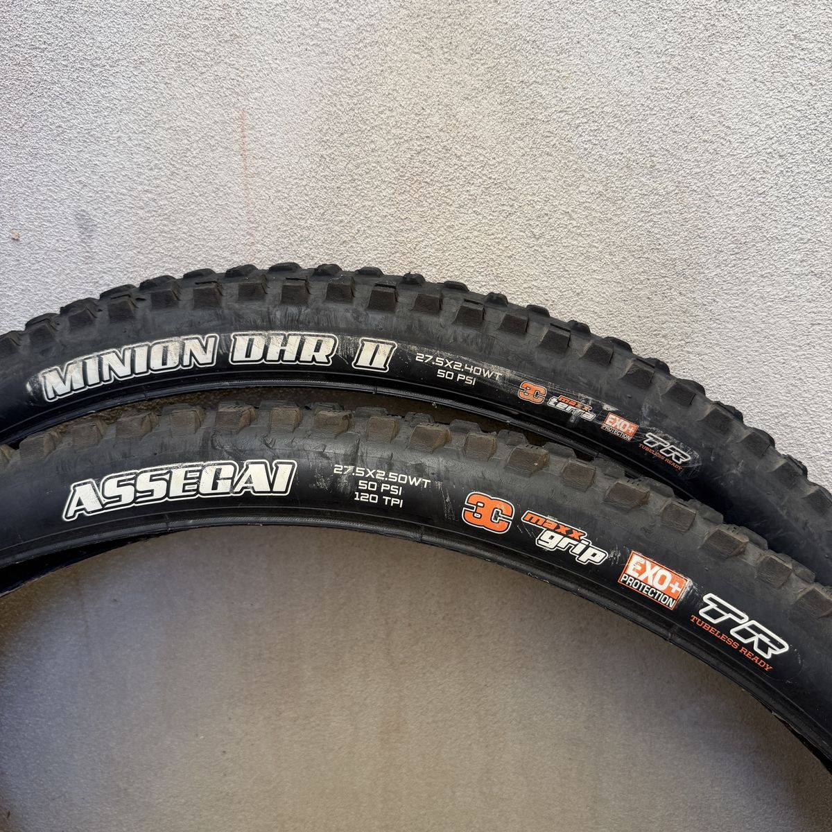 Maxxis Assegai & DHR II 27.5” tire pair