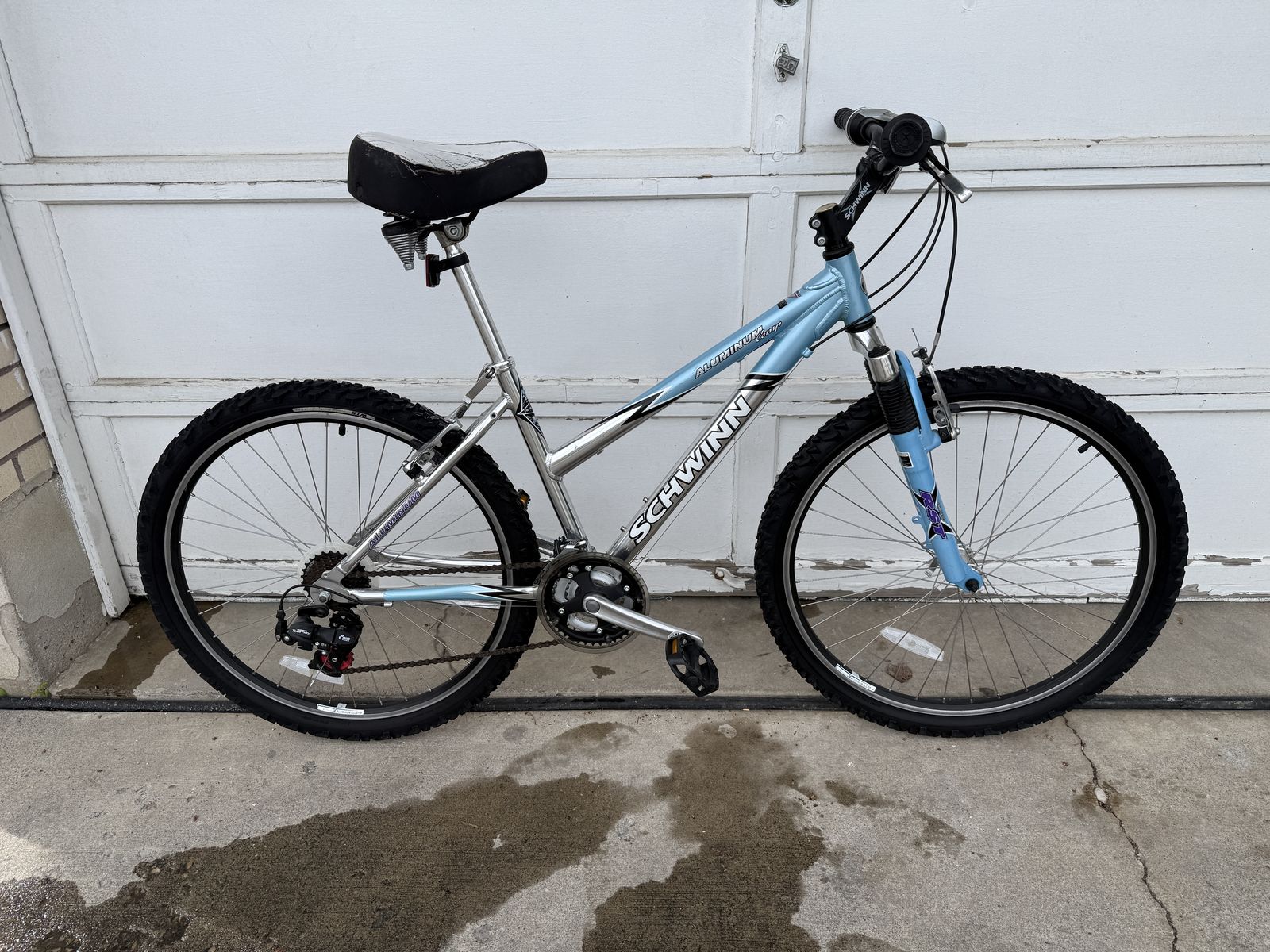 Schwinn aluminum comp 21 speed 26 in