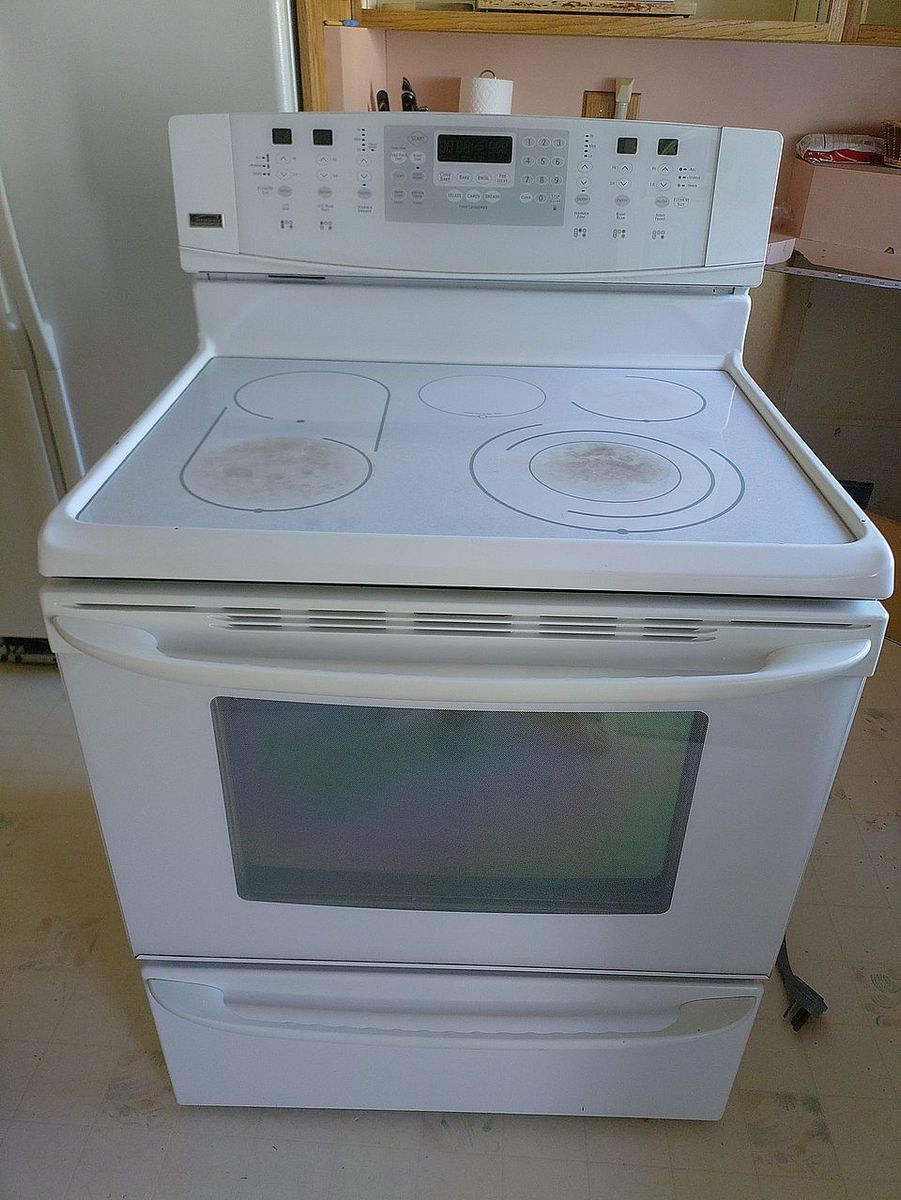 Kenmore Elite Range / Convection Oven / Digital Ceramic Cooktop