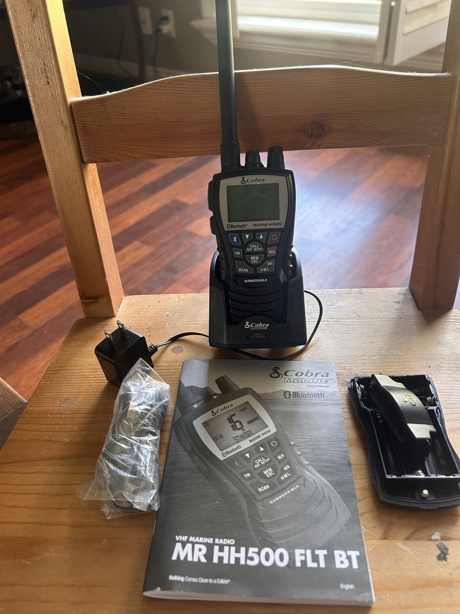 Cobra MR HH500 FLT BT Submersible Marine VHF Radio with Bluetooth & GPS