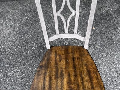 Single dinning chair
