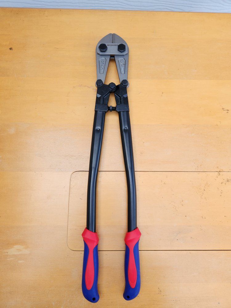 WORKPRO 24-inch Bolt Cutters - Durable Hand Tool for Heavy Duty Cutting