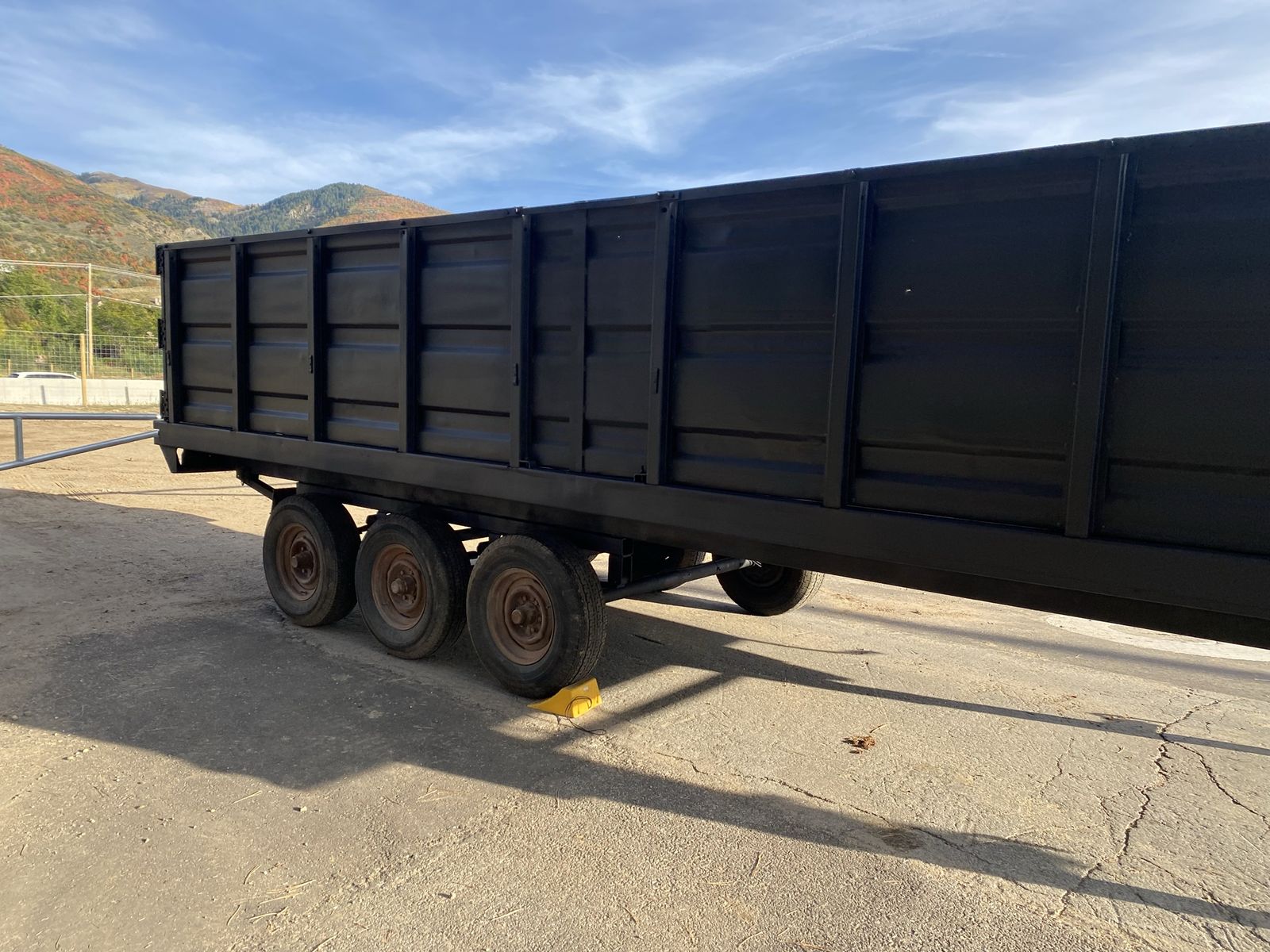 1974 Triple Axle Dump Trailer – 3x 6K Axles