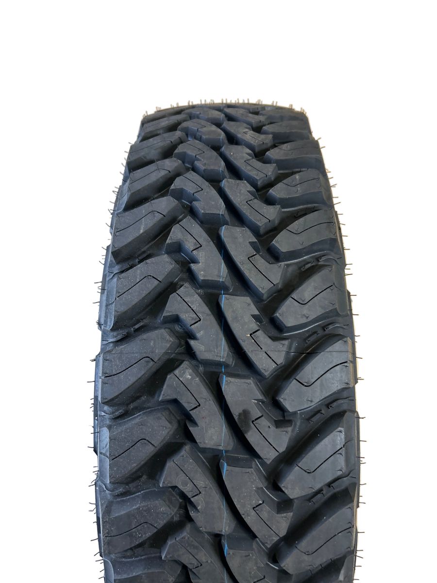 4 TOYO OPEN COUNTRY M/T BSW LT 255 85 16 123P 10PLY MUD TIRE 360460