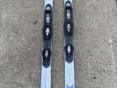 Rossignol Evo Tour Skis 186cm XC With Skins NNN Positrack