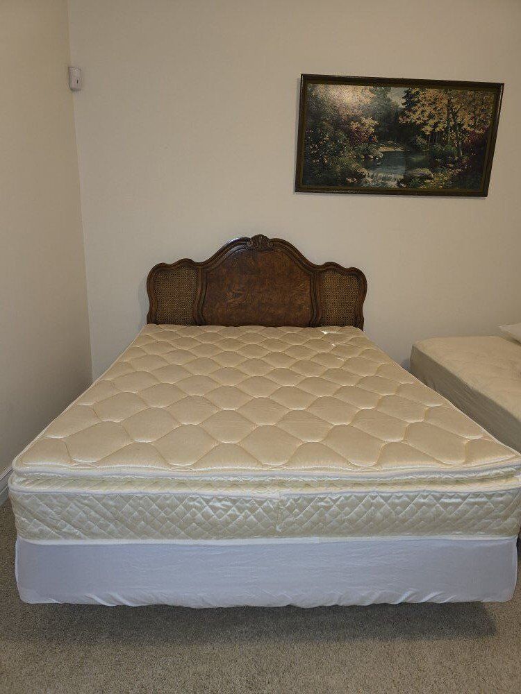 Queen Bed