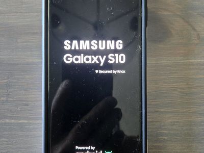 Samsung Galaxy S10 SM-G973U1 Unlocked Smartphone