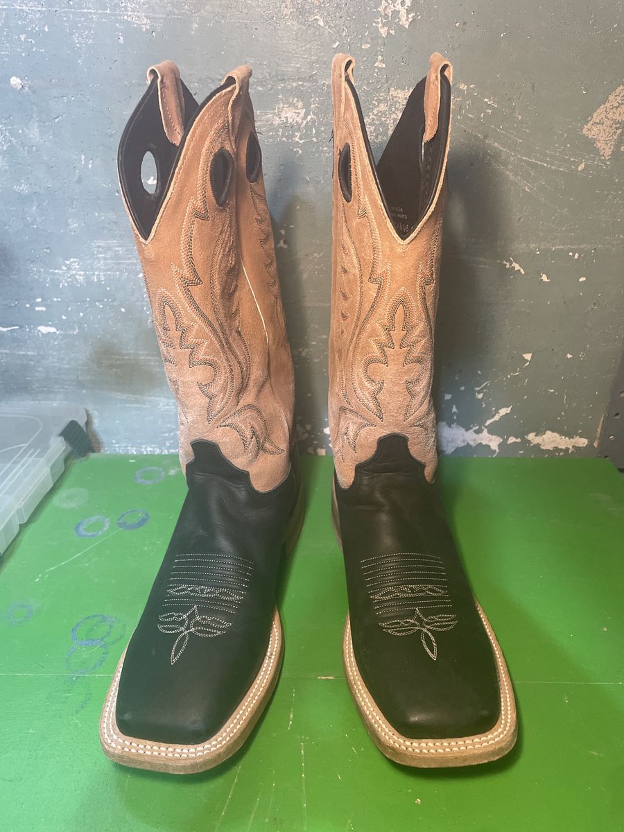Tan & Black Square Toe Western Cowboy Boots - Size 8 1/2