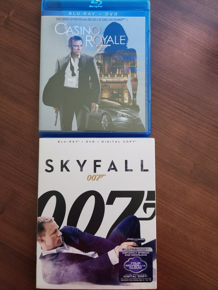 Casino Royale & Skyfall Blu-ray 2-Disc Set