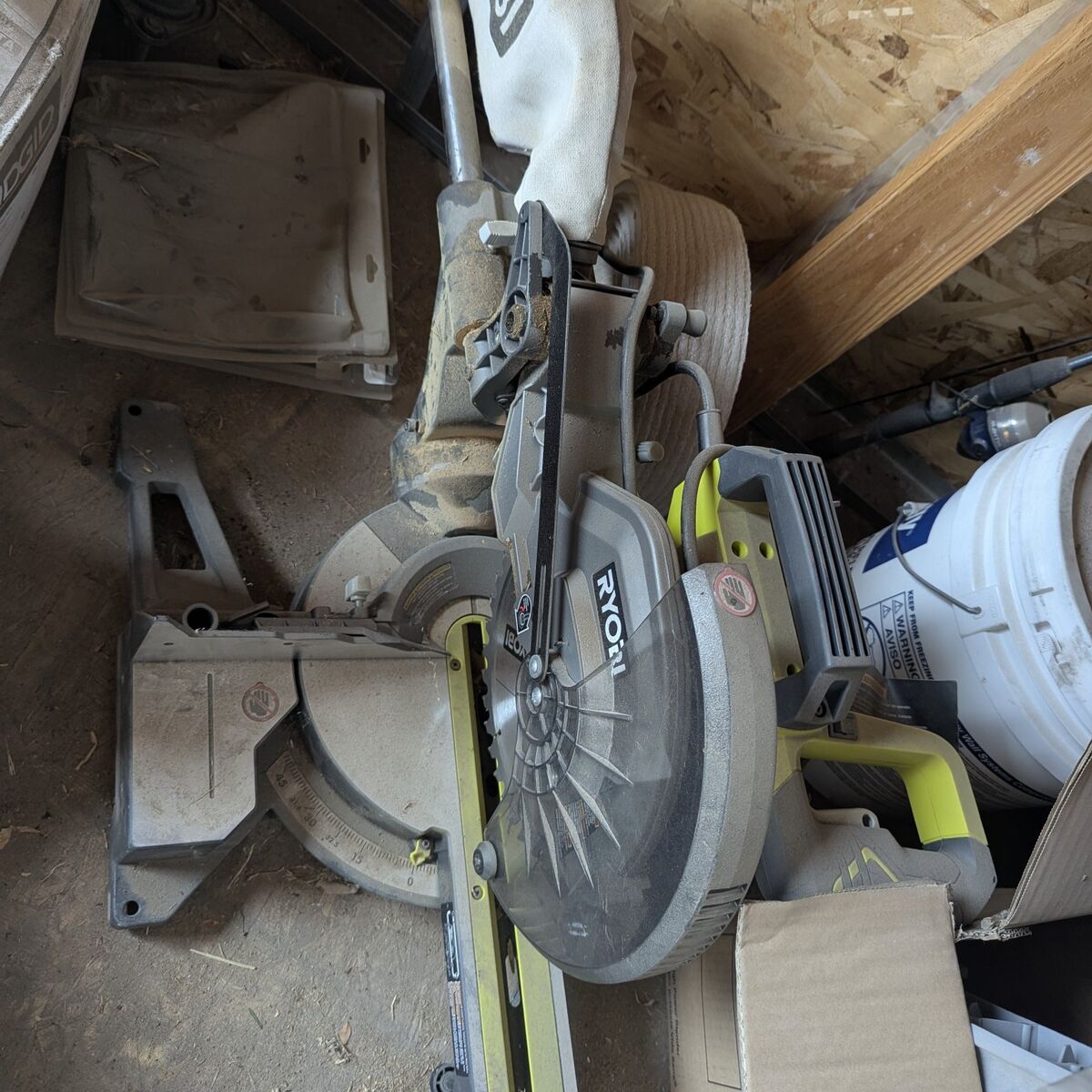 Ryobi 10" sliding miter saw